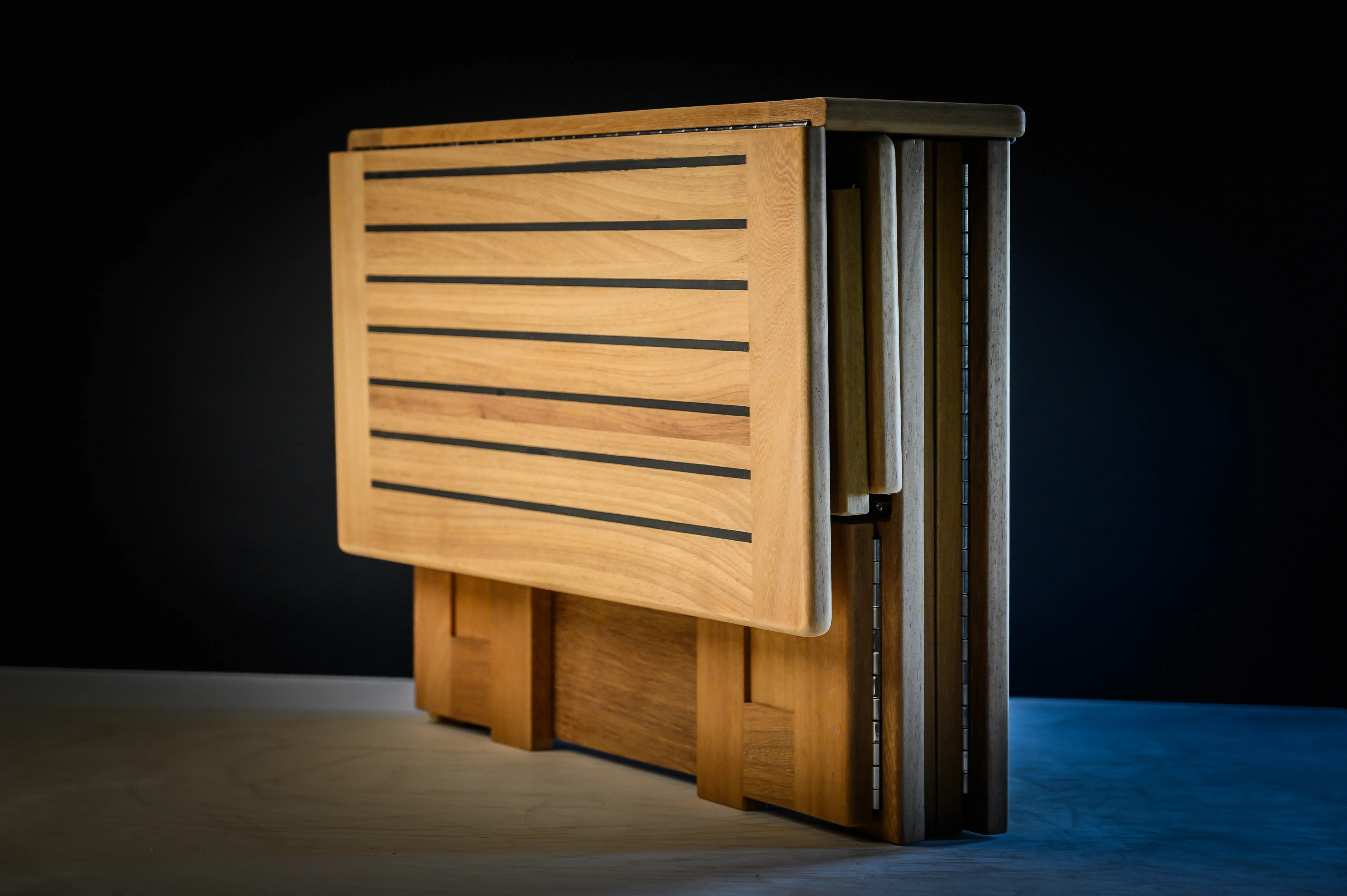 700mm folding dock step folded flat for storage